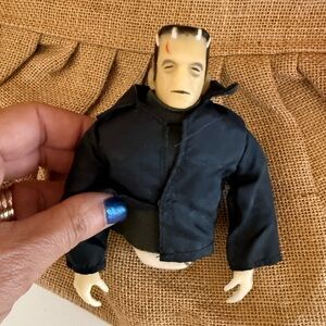 Remco Universal Monsters Frankenstein Glow Karloff 1980 Vintage parts only GUC